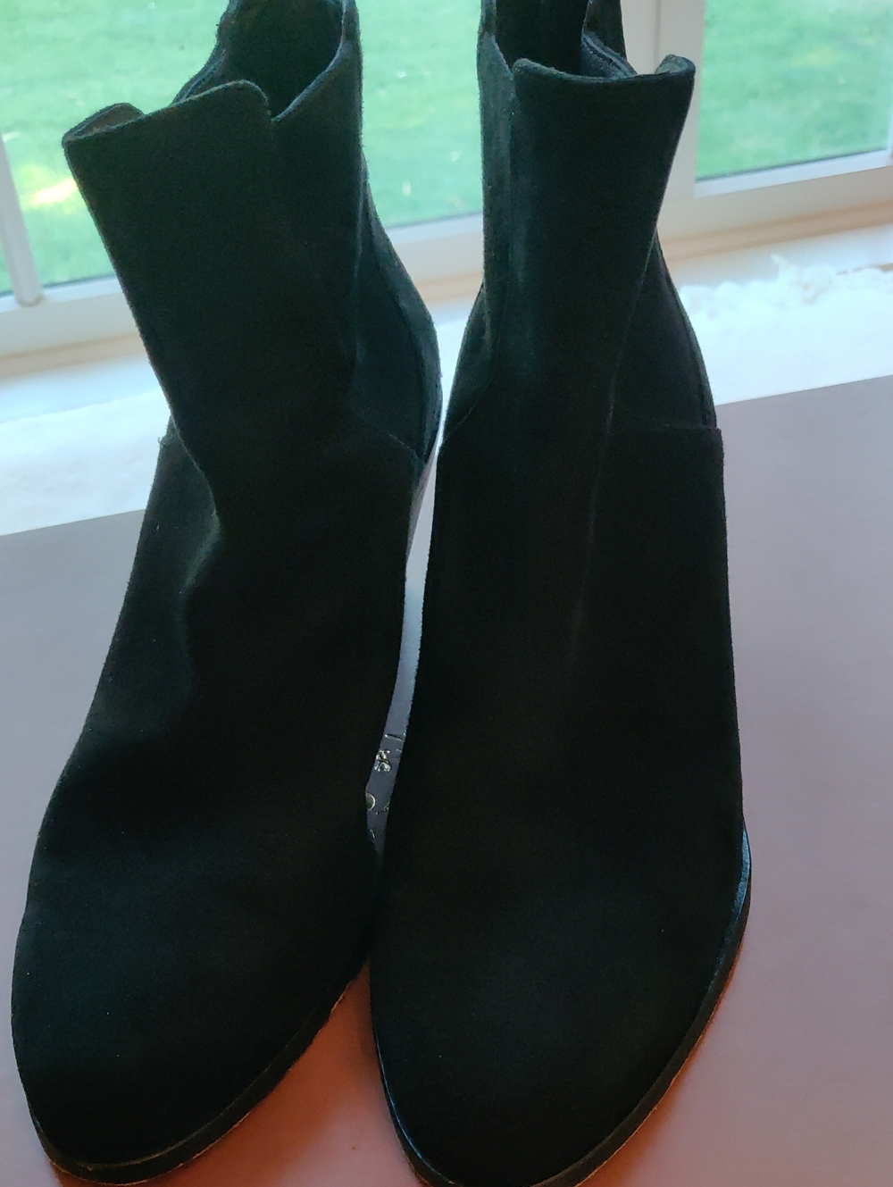 Classic Black Women's Ankle Boots - Stylish Everyday Chelsea